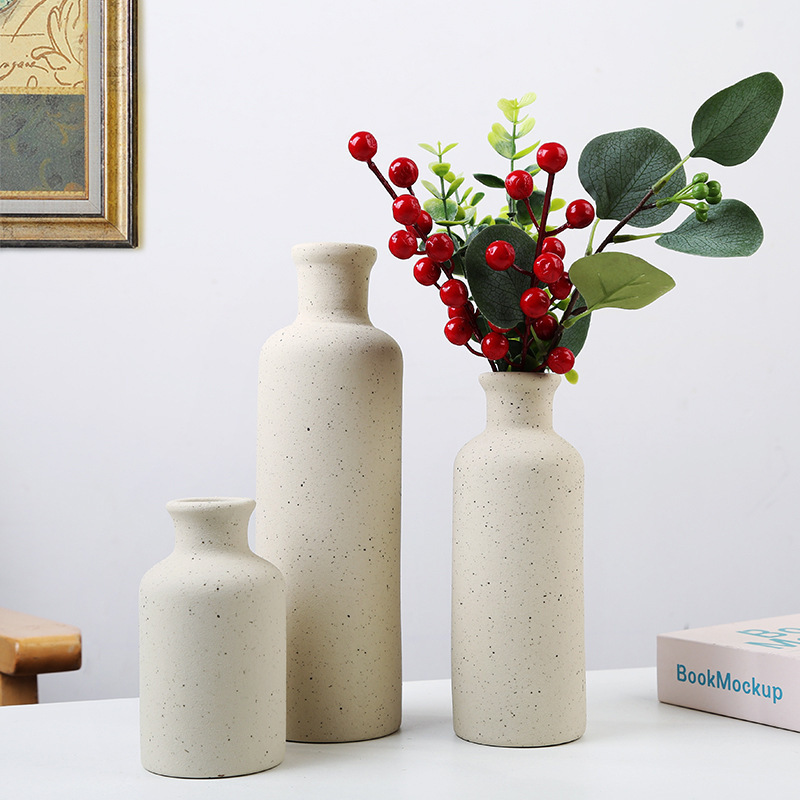 Redeco New Arrival Retro Vase Deco Matte Frosted Ceramic Cylindrical Vases For Gifts Home Office Decoration