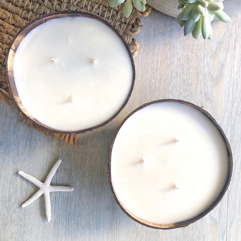 High quality set soy wax scented candles coconut/candle holder coconut /Coconut candle with Palm wax