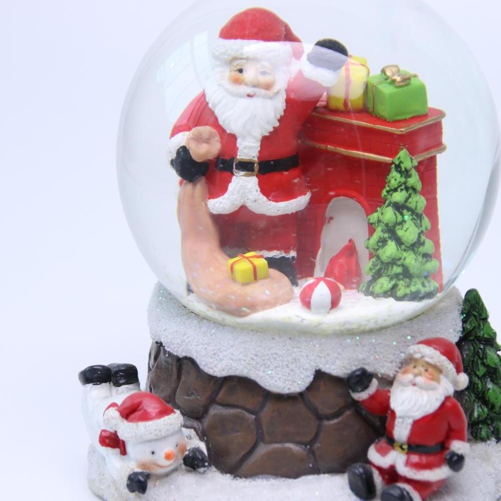 Handmade promotion gift polyresin snowglobe Xmas snow dome