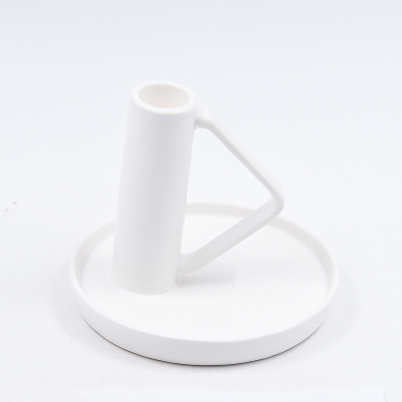 Custom Logo Wholesale Candle Holder Luxury Spa Essential Oil Massage White Ceramic Candle Jar holder With Spout