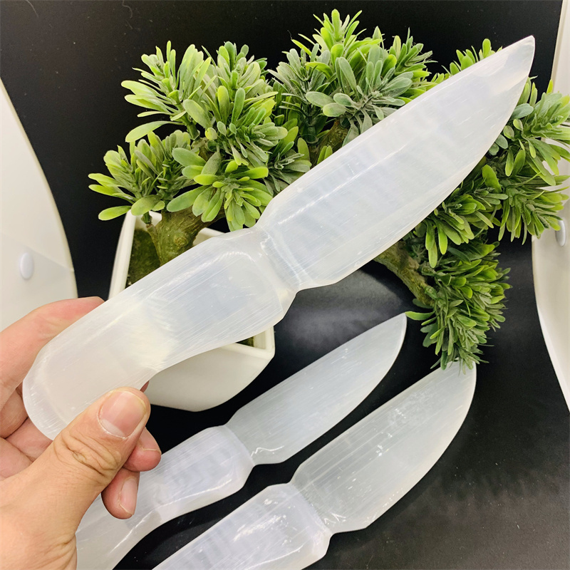 Hot Selling High Quality Clear Gypsum Knife White Selenite Dagger Healing Selenite