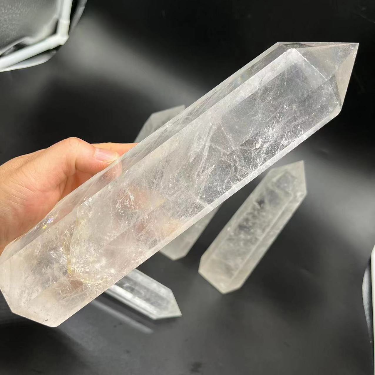 Wholesale Bulk Gemstone Tower Crystals Healing Stones Large Clear Quartz Tower Crystal Wand Point