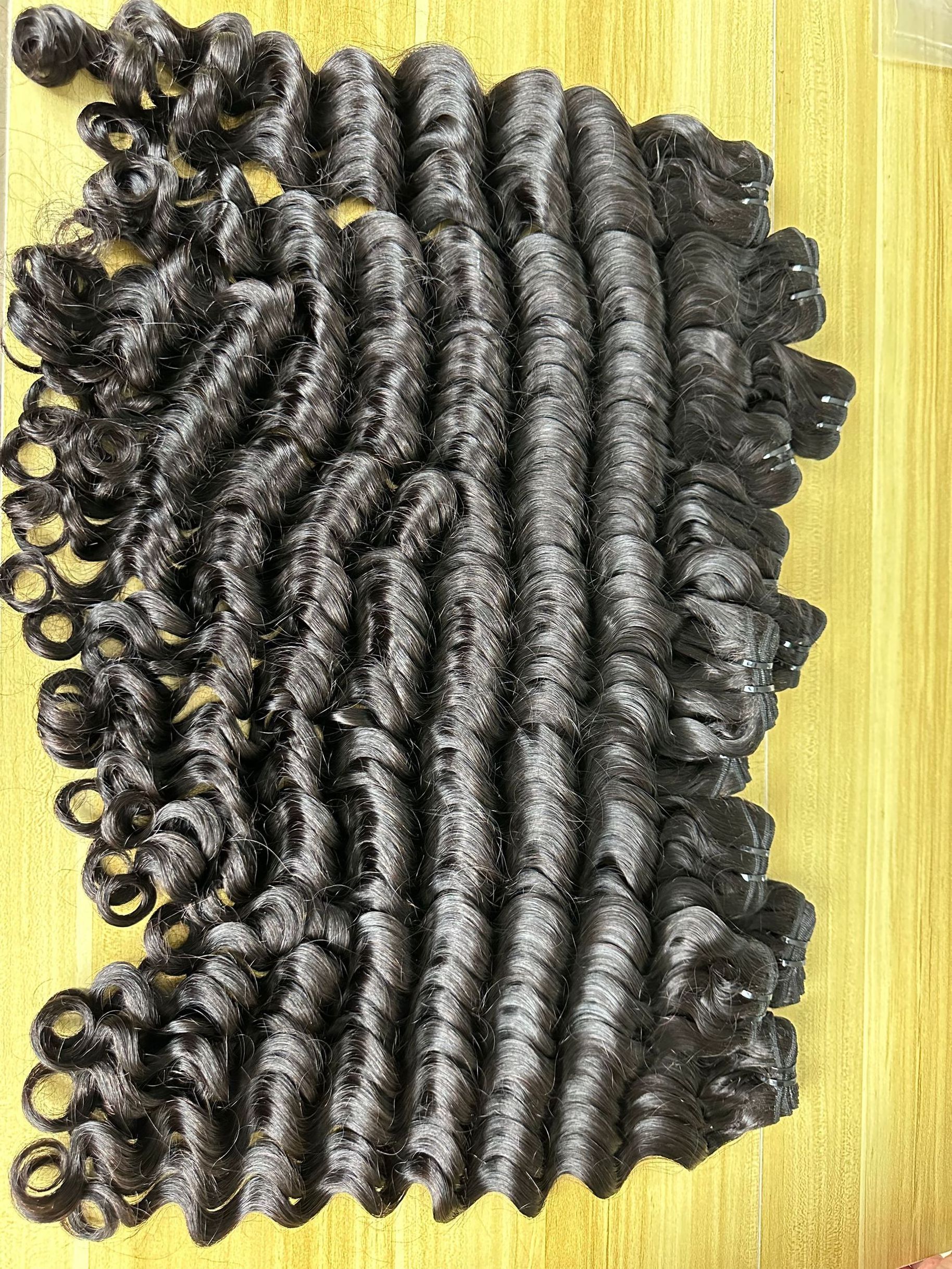 Raw Virgin Cambodian Curly Hair Bundle,Loose Deep Curly Burmese Raw Hair,Good Quality Curly Wave Human Hair Extension For Black