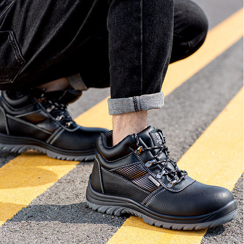 Best-selling leather waterproof slip on anti static insulation steel toe safety shoes work boots for men