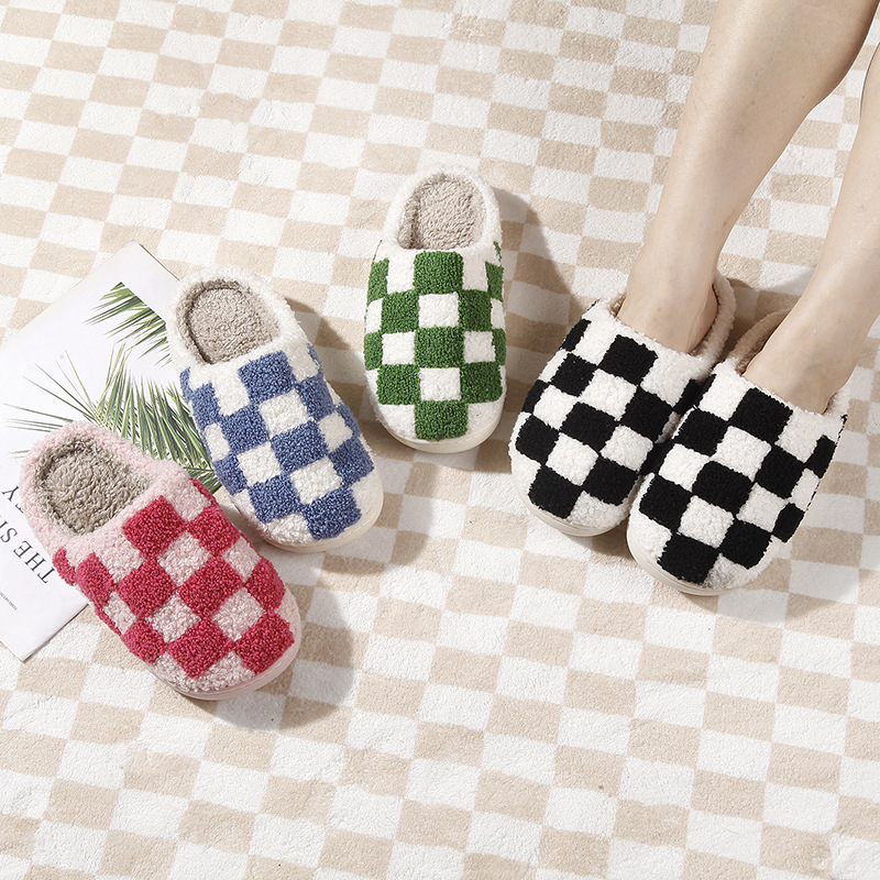 Fashion woman winter hot sale checked print indoor warm white cotton slippers with checkered