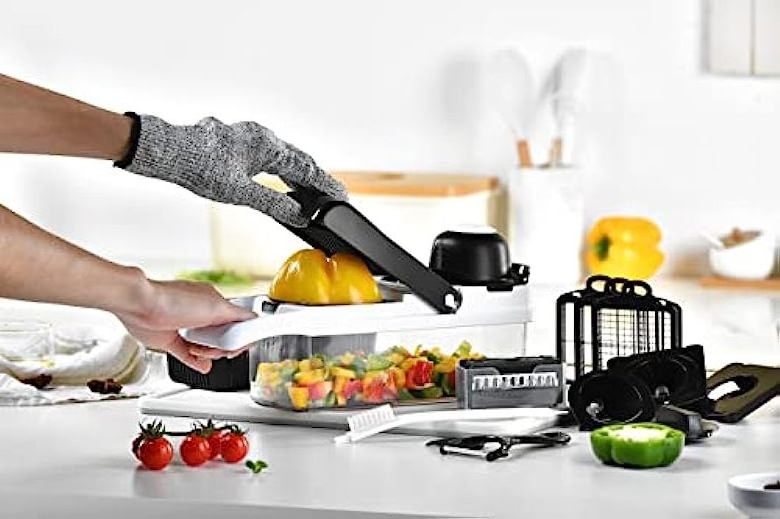 Hand Multifunction Fruit & Vegetable Tools Kitchen Vegetable Grater Cutter Slicer Hand Held Vegetable Chopper