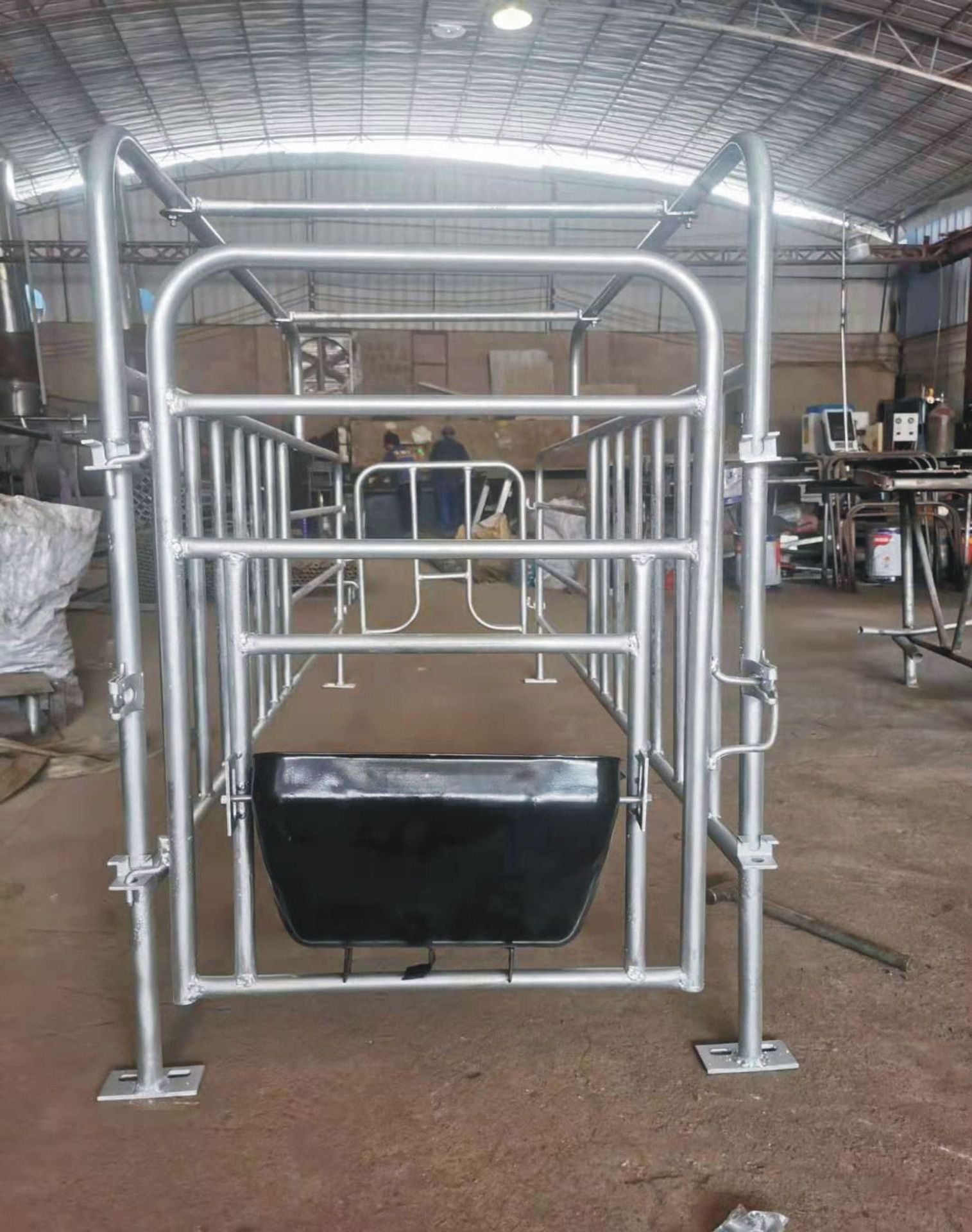 Sow Gestation Bed Galvanized Pig Farrowing Crates Pen Flooring Stall Equipment Solid Rod Farrowing Gestation Weaning  Nursery