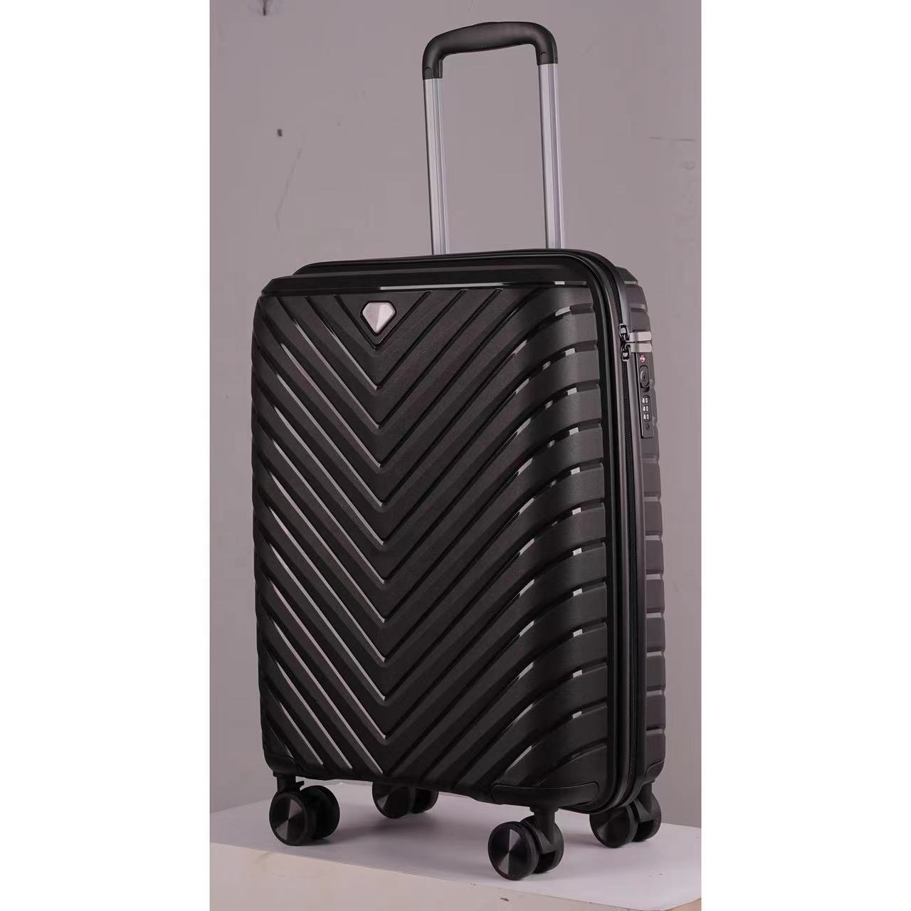 2024 hot sale pp white color luggage  delicate trolley colorful luggage box set