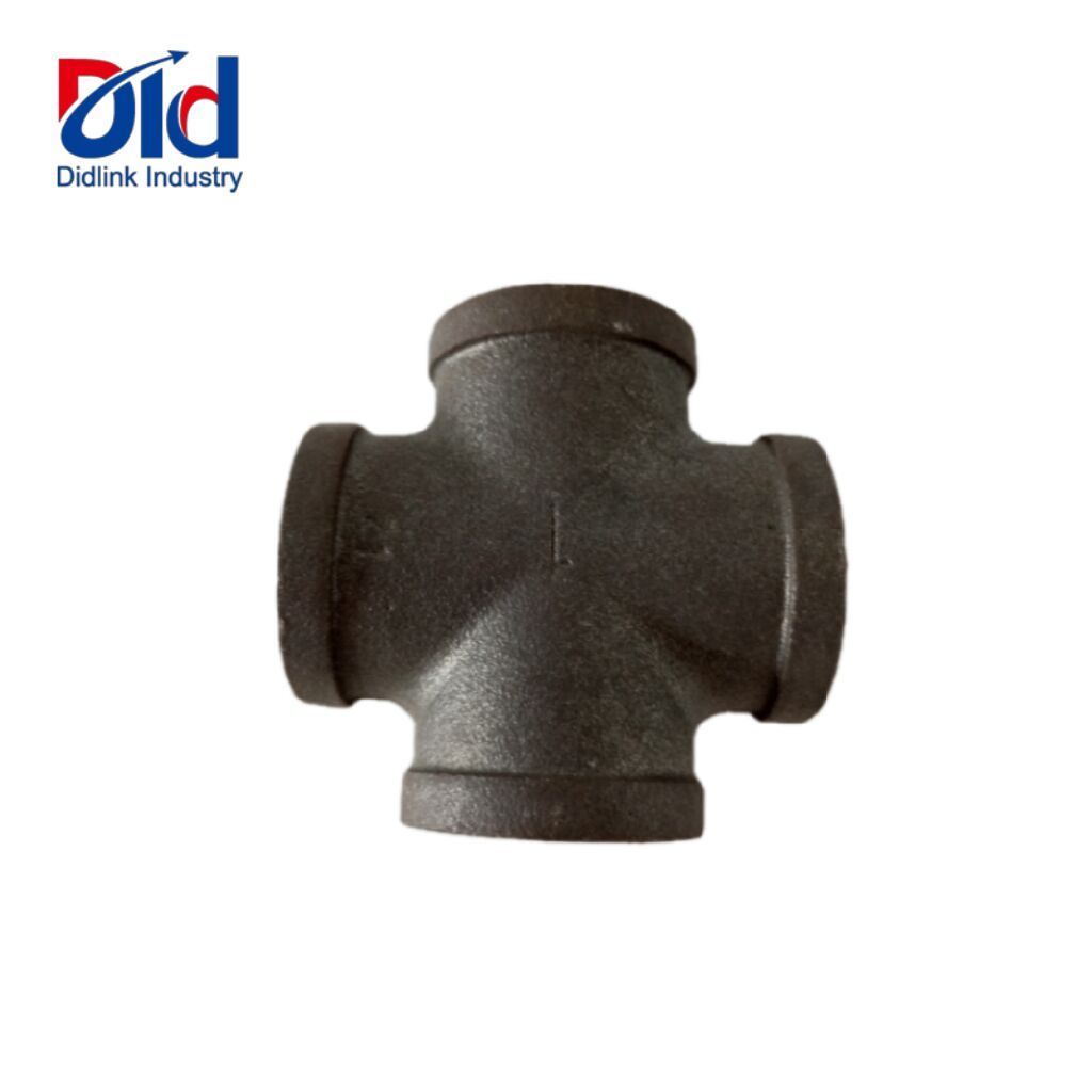 Carbon Steel Pipe Fittings Din2615 Butt Welded Seamless Straight Cross For Industry