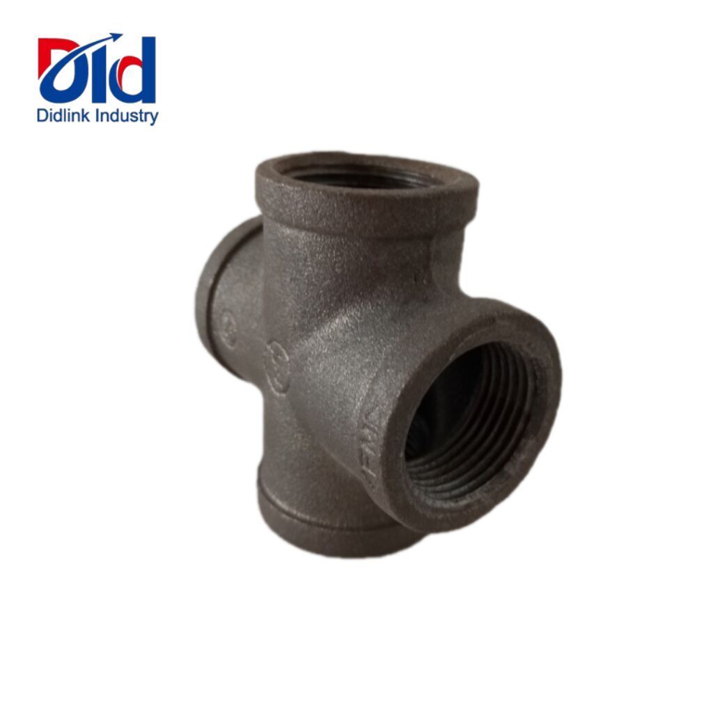 Carbon Steel Pipe Fittings Din2615 Butt Welded Seamless Straight Cross For Industry