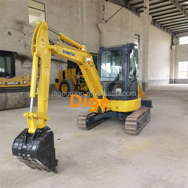 90% new PC30 komatsu hydraulic excavator mini digger in good condition on sale