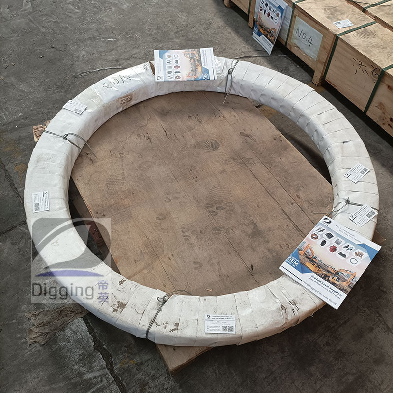 Swing Bearing Circle slewing bearing for Komatsu PC400 PC200 PC450 PC200-8 PC600 PC300 PC1250 excavator