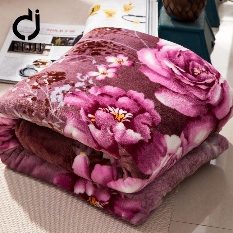 china 2018 new products 100% poly velvet printed mora blanket in kuwait