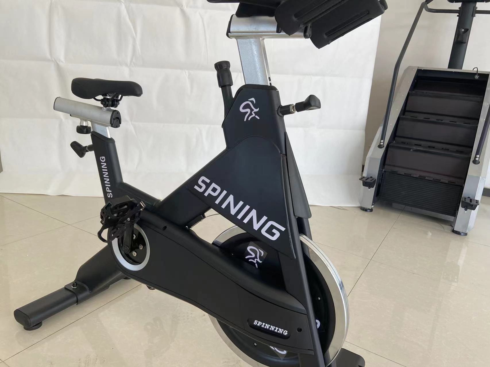 Precor Spinning Bikes Cardio Gym Equipment wholesale spin cycle SPD Bike Pedal  DA-2030D Spinning bike