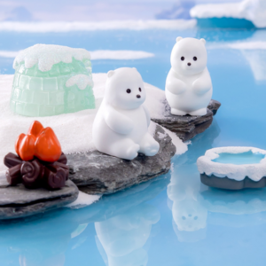 mini toys wholesale 3d cartoon resin craft pond iceberg Igloo campfire bonfire white polar bear christmas figurine and sculpture