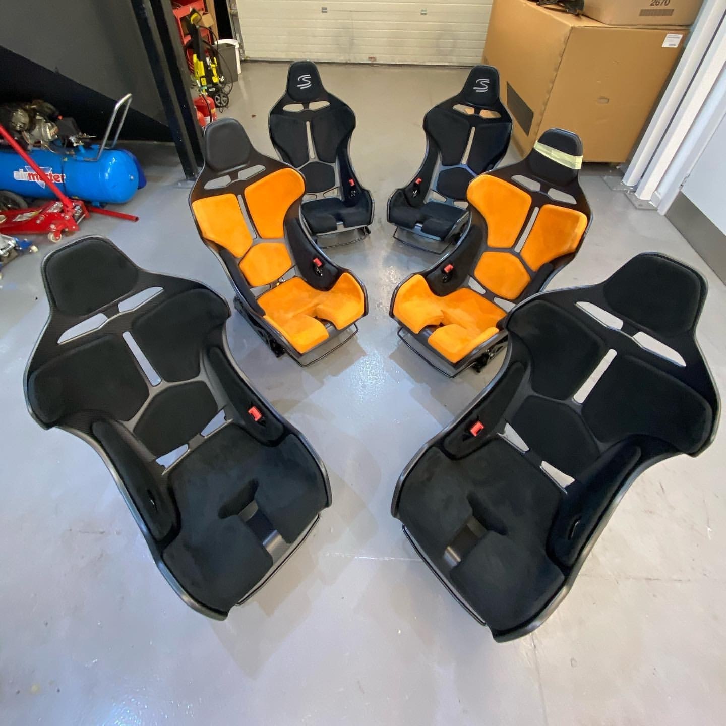 Original carbon bucket seats for McLaren MP4-12C 540C 570S 570GT 600LT 620R 650S 675LT 720S Senna P1 Speedtail GT Artura MSO