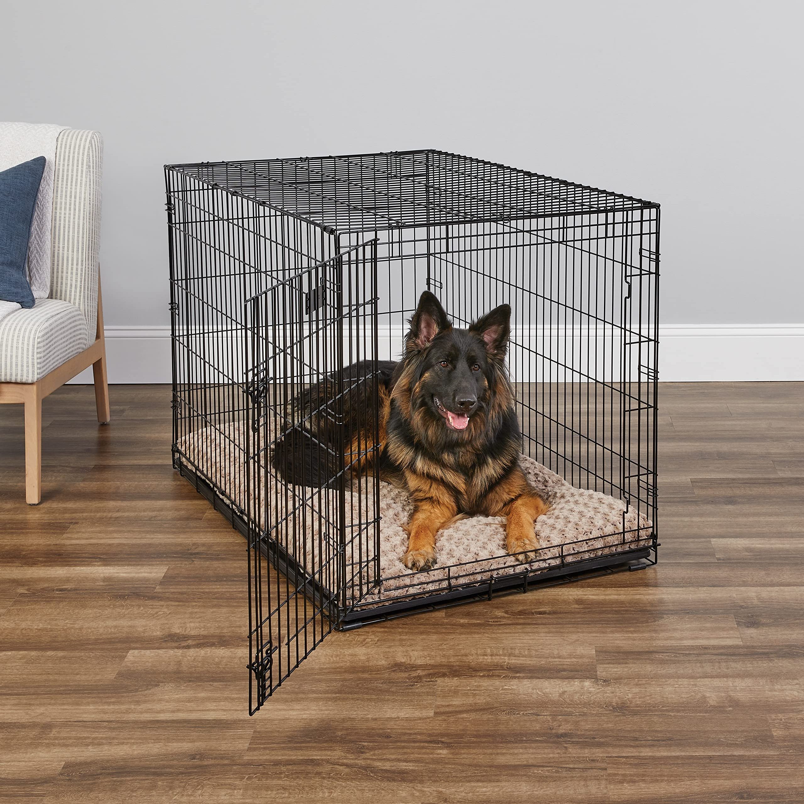 Wholesale Folding Metal dog cages Black color Two door Outdoor lager dog house big pet cages Dog Crate