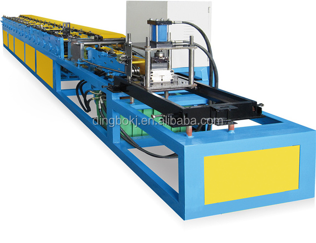 Fast speed 0-20m/min Metal Stud Track Steel Gauge Frame roll forming machine With  flying sawing cutting