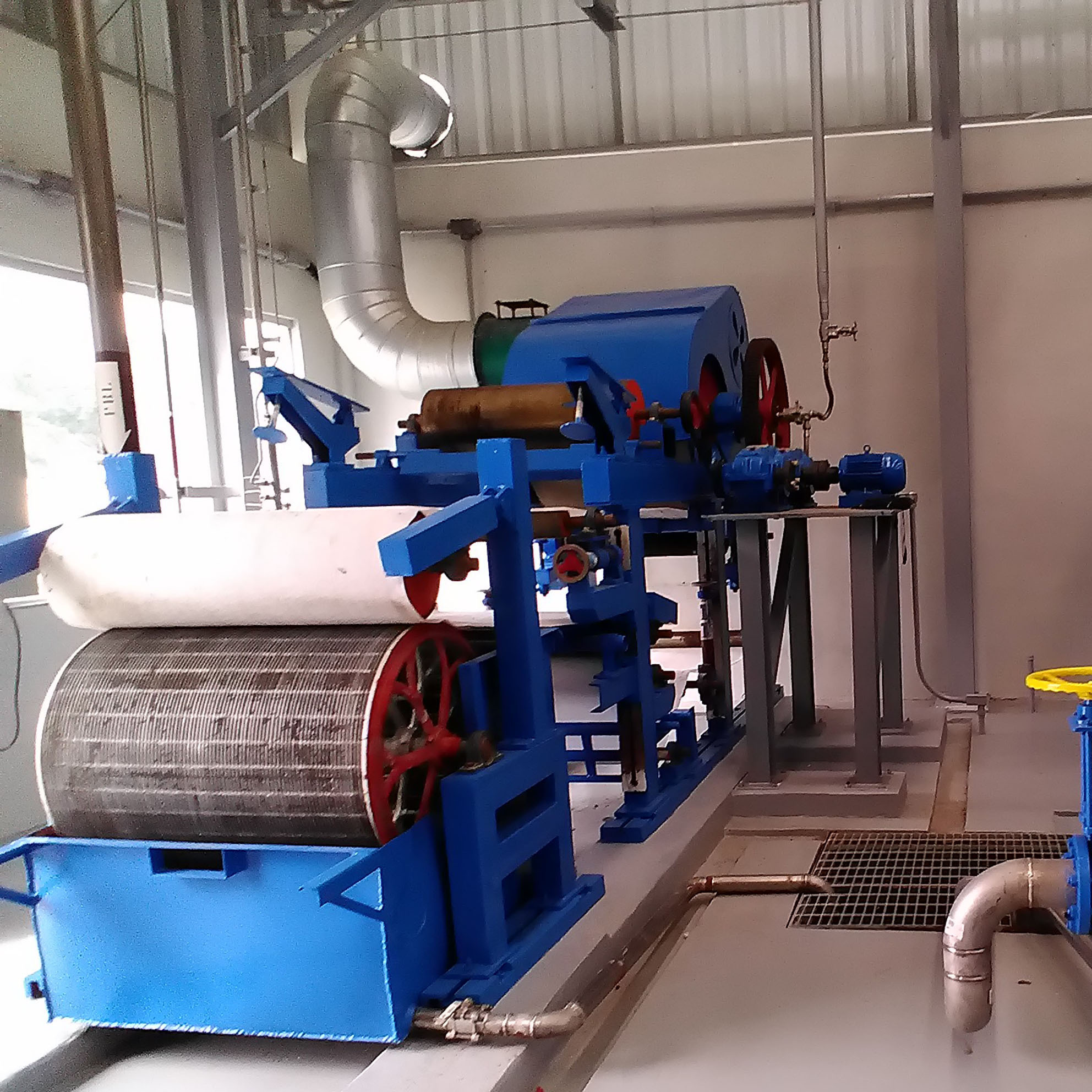 Hot new products  1575mm Type Toilet Tissue Paper Making Machine Small Paper Recycling Machine