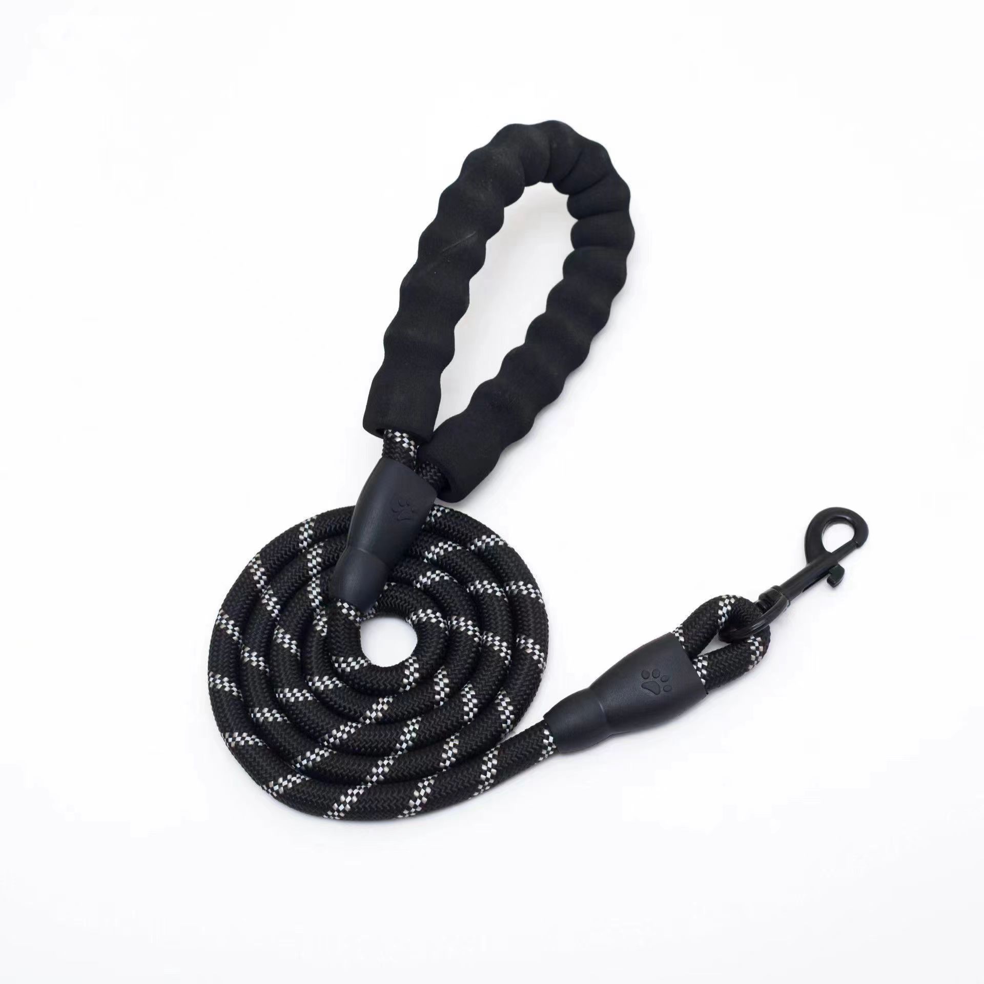 High Quality  Reflective  Pet Leashes Nylon Colors Round Rope Large And Medium-sized Explosion-proof Flush Dog Podded Handle