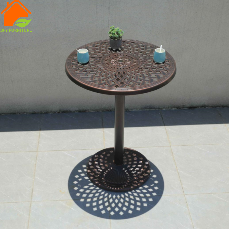 Courtyard wrought iron bar table and swivel stool set Outdoor metal round bar wine counter and chairs with armrest stools