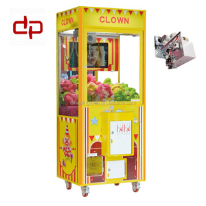 Factory price 2017 wonder coin operated games toys gift vending arcade claw crane machine