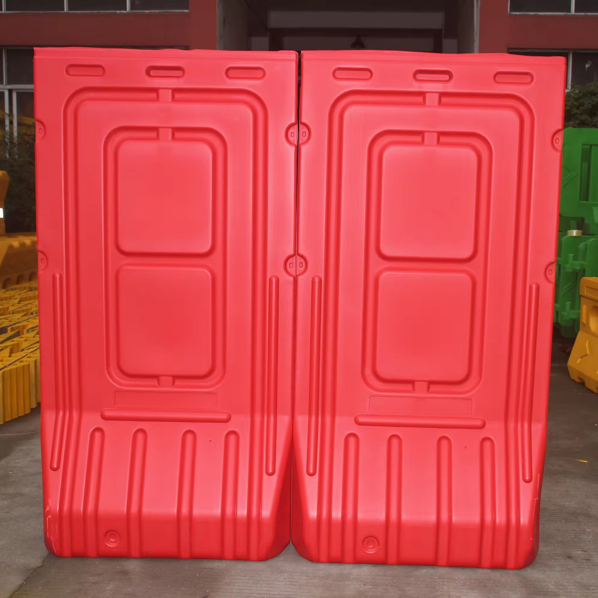 Portable crowd control Water Filled Barrier construction barricade construction fence