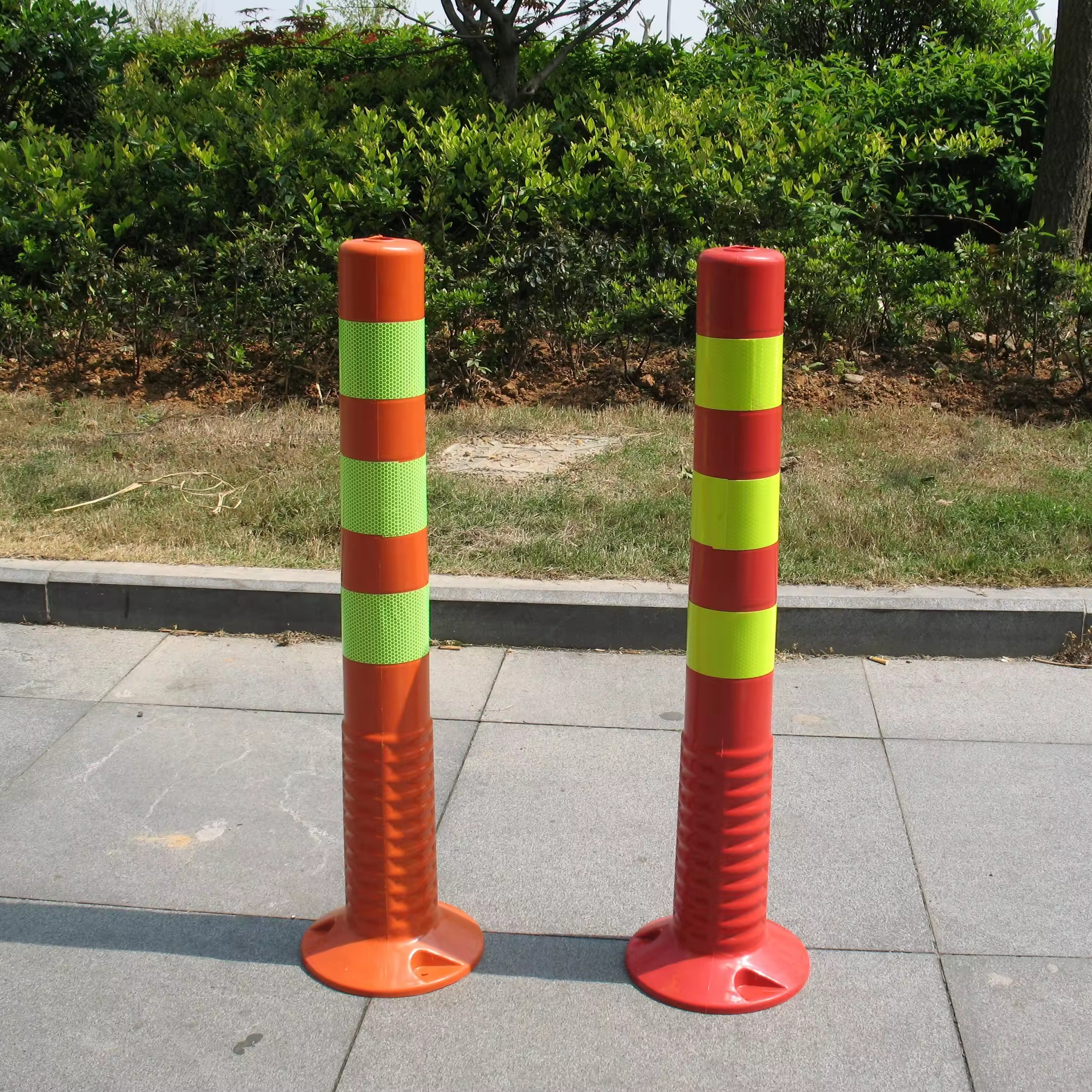 New Road Traffic Safety Plastic Traffic Bollard Flexible Road Divider Flexible H75 PU Warning Post