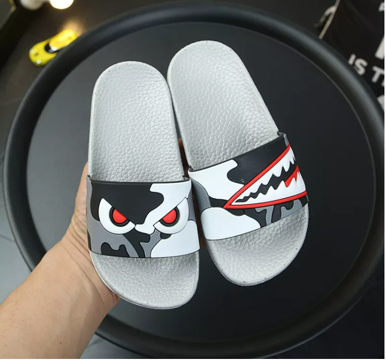 New Summer Children's Slippers For Boys Girls Sandals Cartoon Shark Kids Flip Flop Home Bath Shoes Baby Casual Flat Beach Shoes