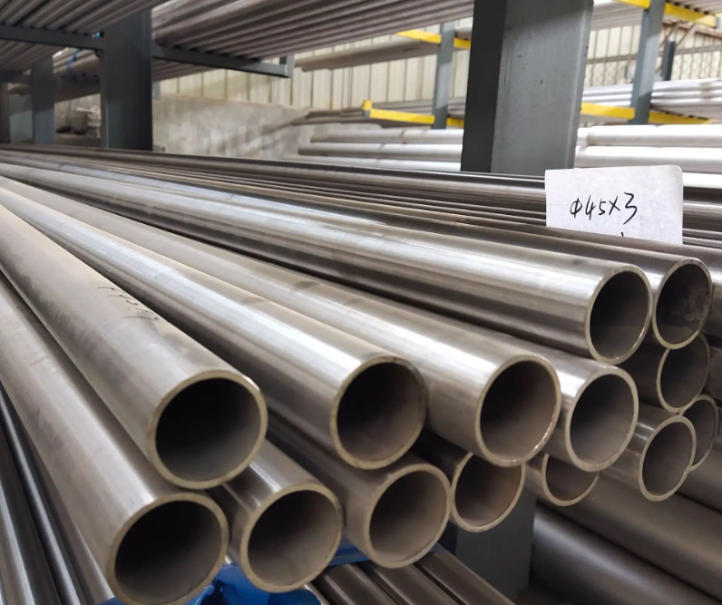 Manufacturer ASTM Eb1199 titanium seamless tube B338  Gr 1/2 titanium alloy pipe with high quality