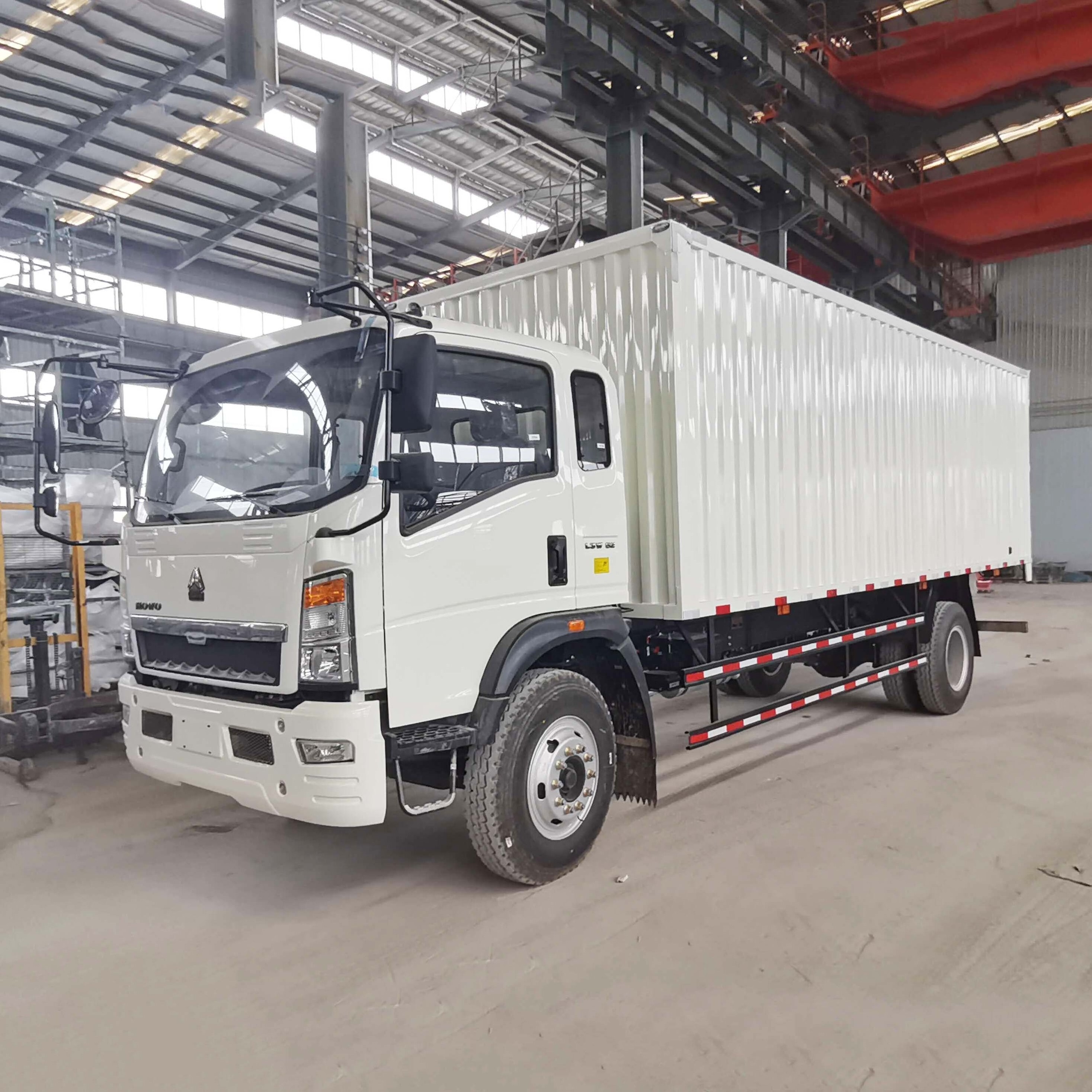 Long Box Used New RHD LHD 12 Tons 10 Tons Foton Van Cargo Truck For Sale Price