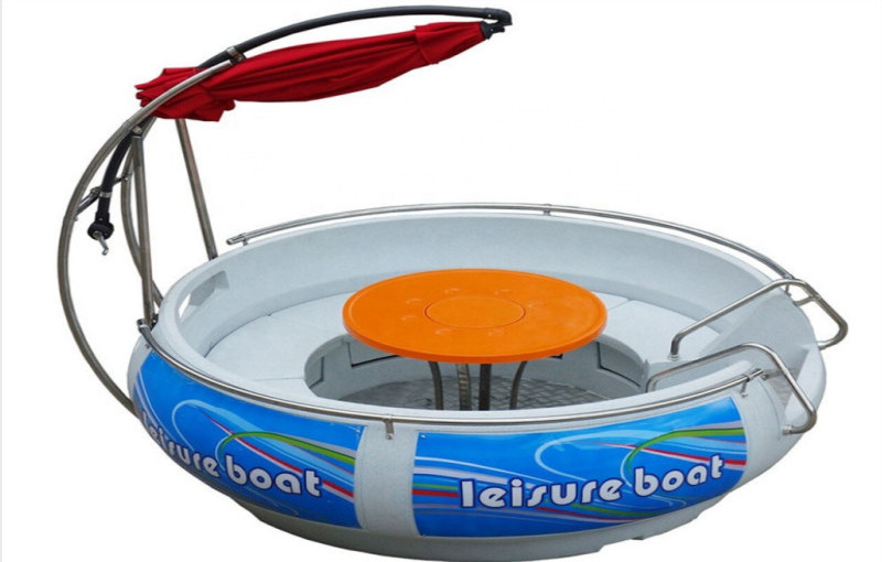 Outdoor Water Amusement rides Electric Motor Barbecue Boat kids and adults popular rides LED Lights BBQ Donut Boat for sale