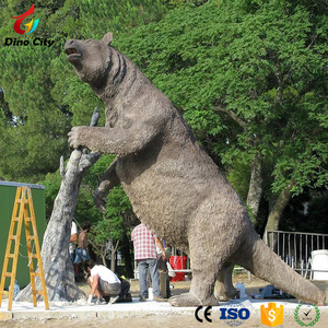 Hot sale fiberglass life size bear statue for outdoor ornament