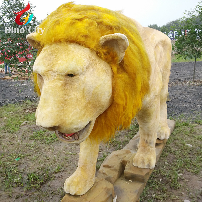 Animal Park Life Size Remote Control Lion with Movements