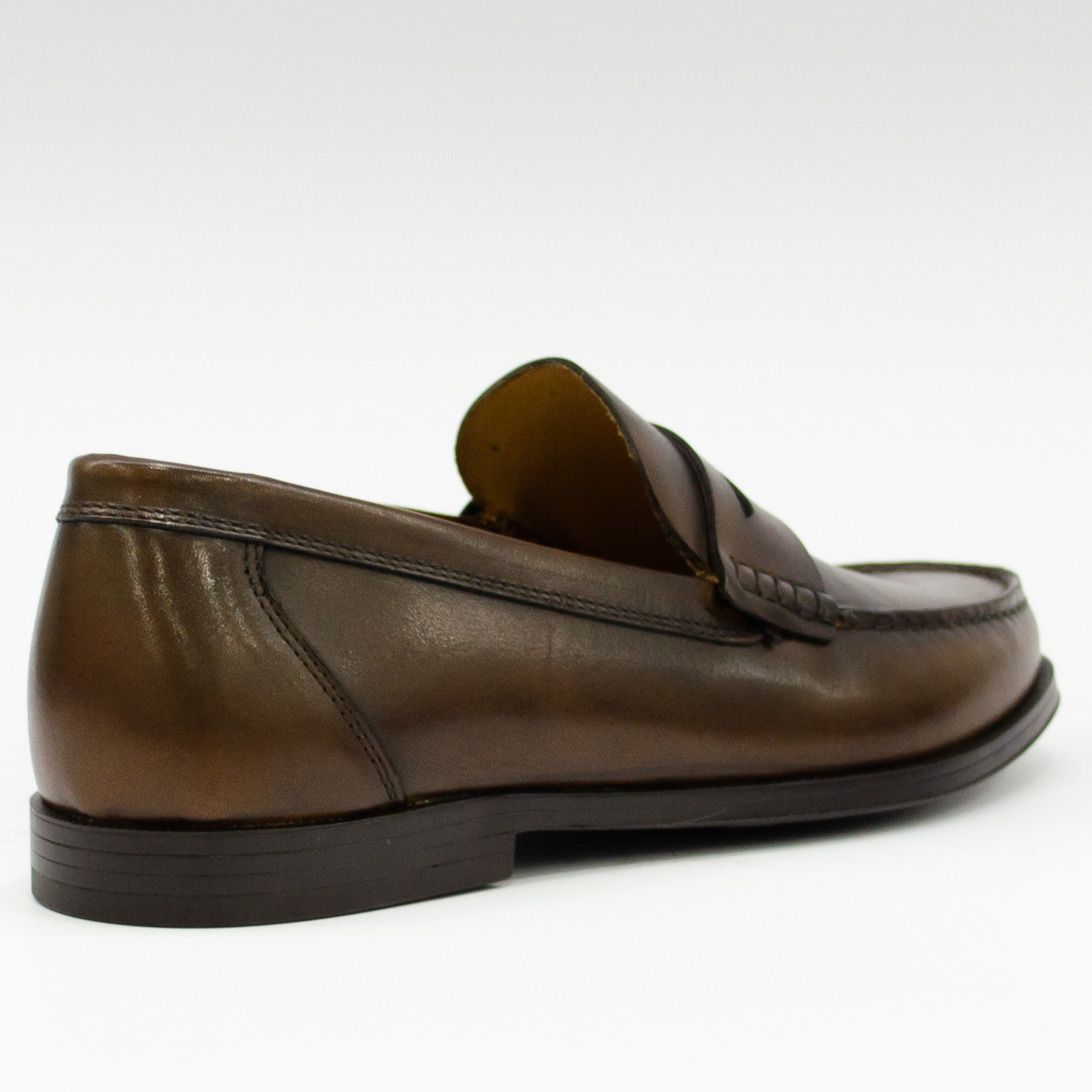 DV420 LEATHER SUDAN MOCCASIN DRIVING SHOES MADE IN ITALY. AVAILABLE IN ALL COLORS. MADE IN ITALY WITH GENUINE LEATHER