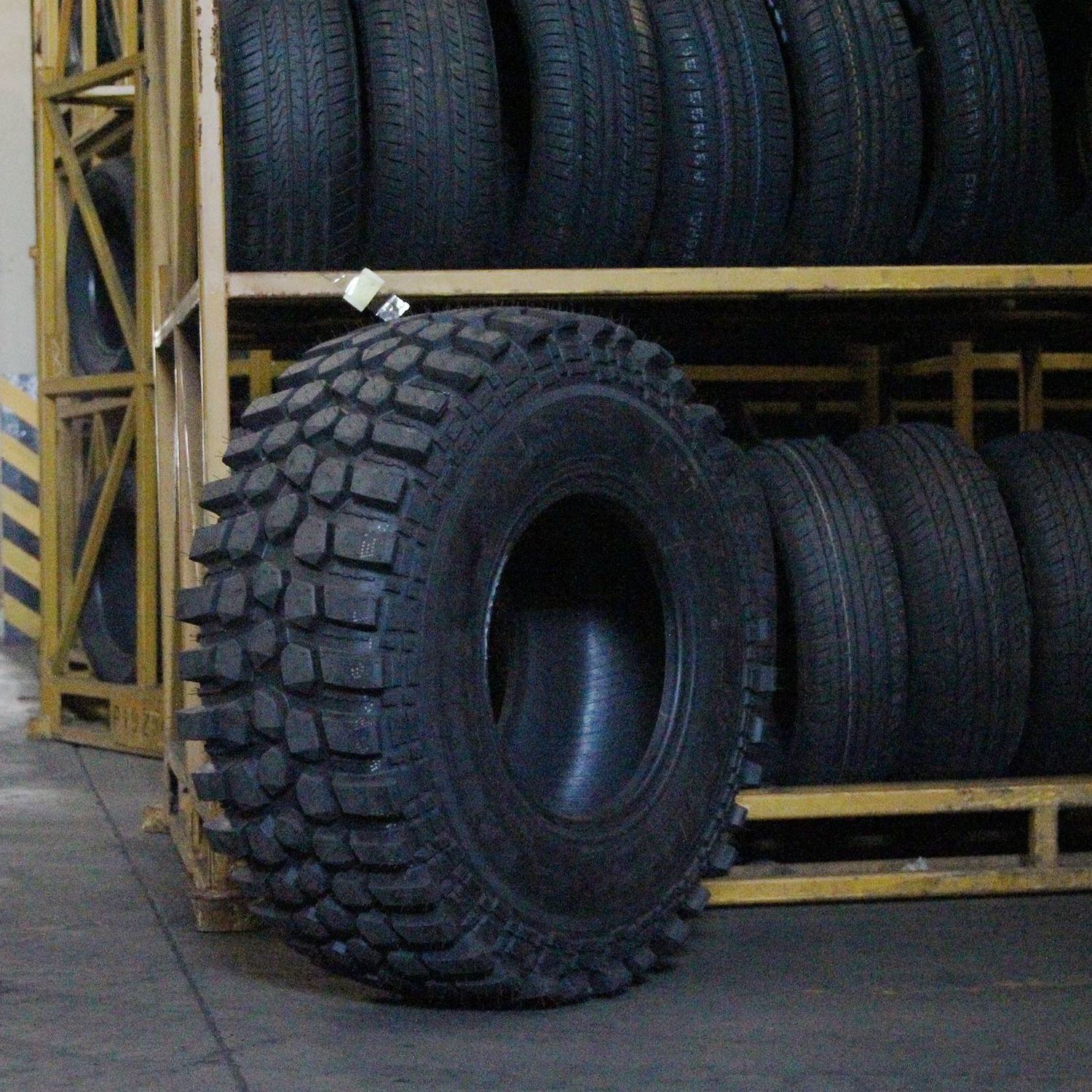 285 75 R16  285 70 R17 265 75 R16 Tyre Wholesale