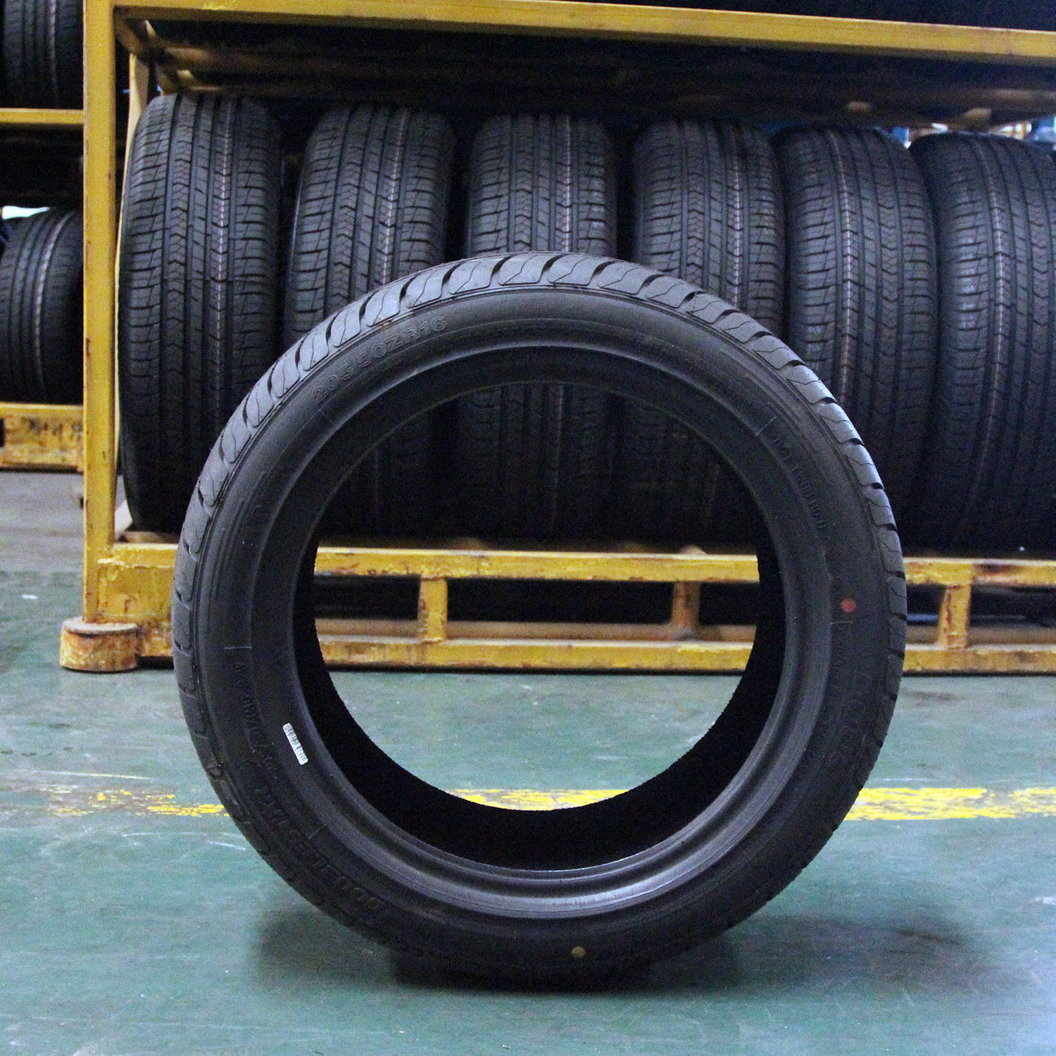 Chinese famous brand Joyroad/Centara/Zextour passenger car tires 195/60/15