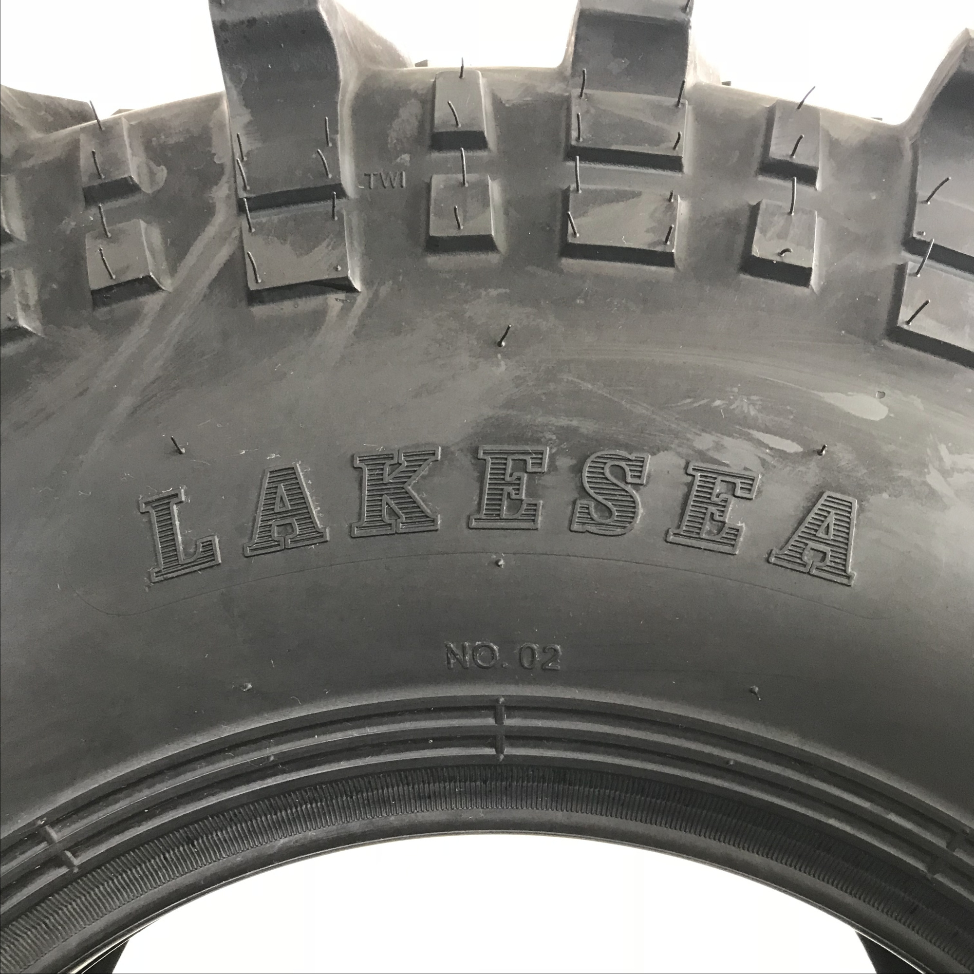 lakesea AT tires 4x4 off road neumaticos 265 60 r18 265/60r18 all terrain tire with good price