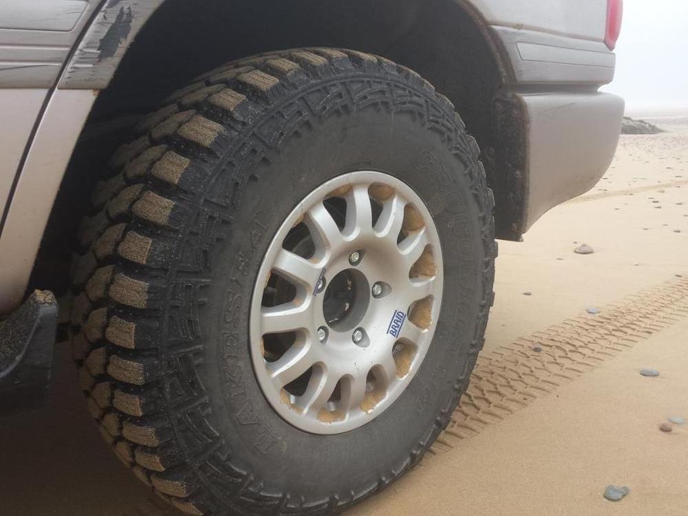 4wd mud tyres off road truck tires 4x4 MT tyre manufacturer35X10.5R16,33x10.5R16,35x12.5R16,31*10.5R15,245/75R16