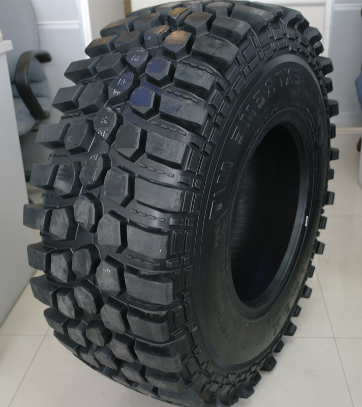 4WD mud tires,  extreme off road truck tires comforser tire 285/55R20;  285/70R17; 285/65R18