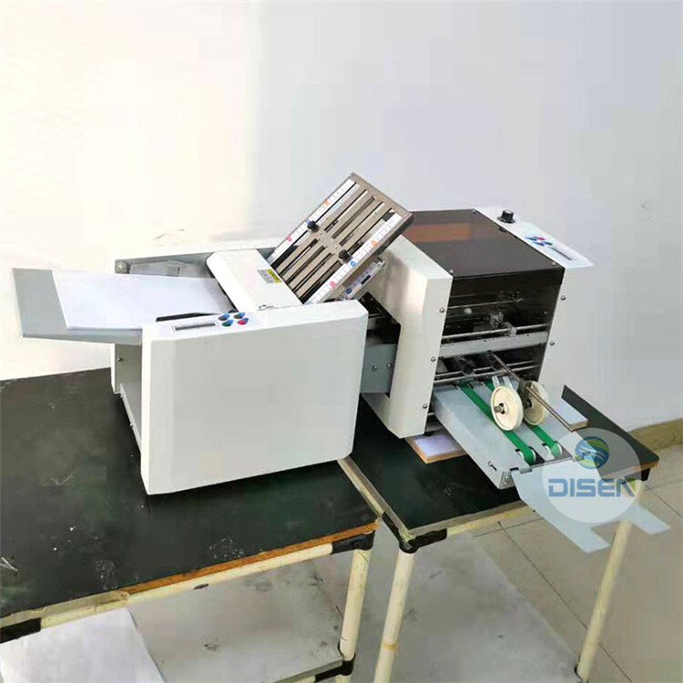 Using Various A4 size Paper Folder Multifunctional Desktop Automatic Electric Paper Folding Machine