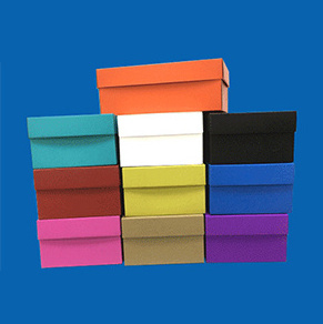 Shoe boxes, yellow packaging boxes, men's and women's shoes in stock, world covers, sports shoe boxes, wholesale air holes