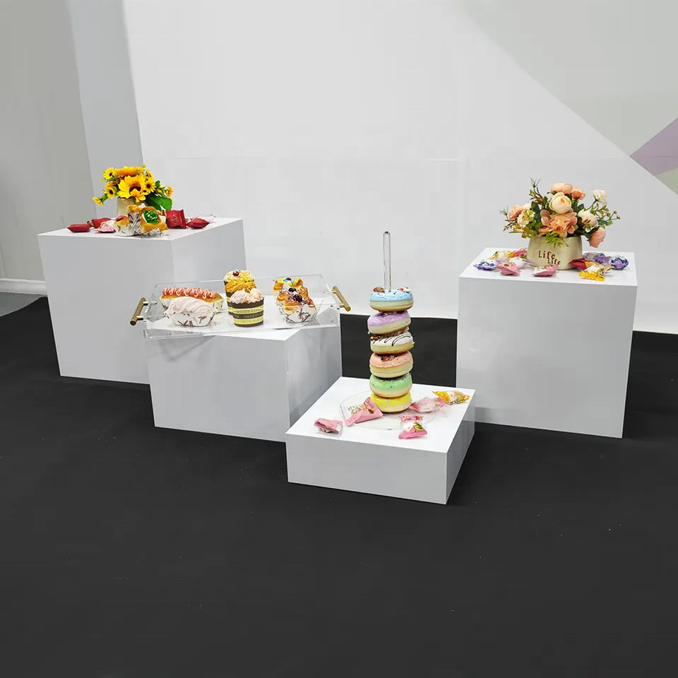 Customized Wedding Decoration Premium Cake Food Display Stand White Buffet Acrylic Display Risers Cubes