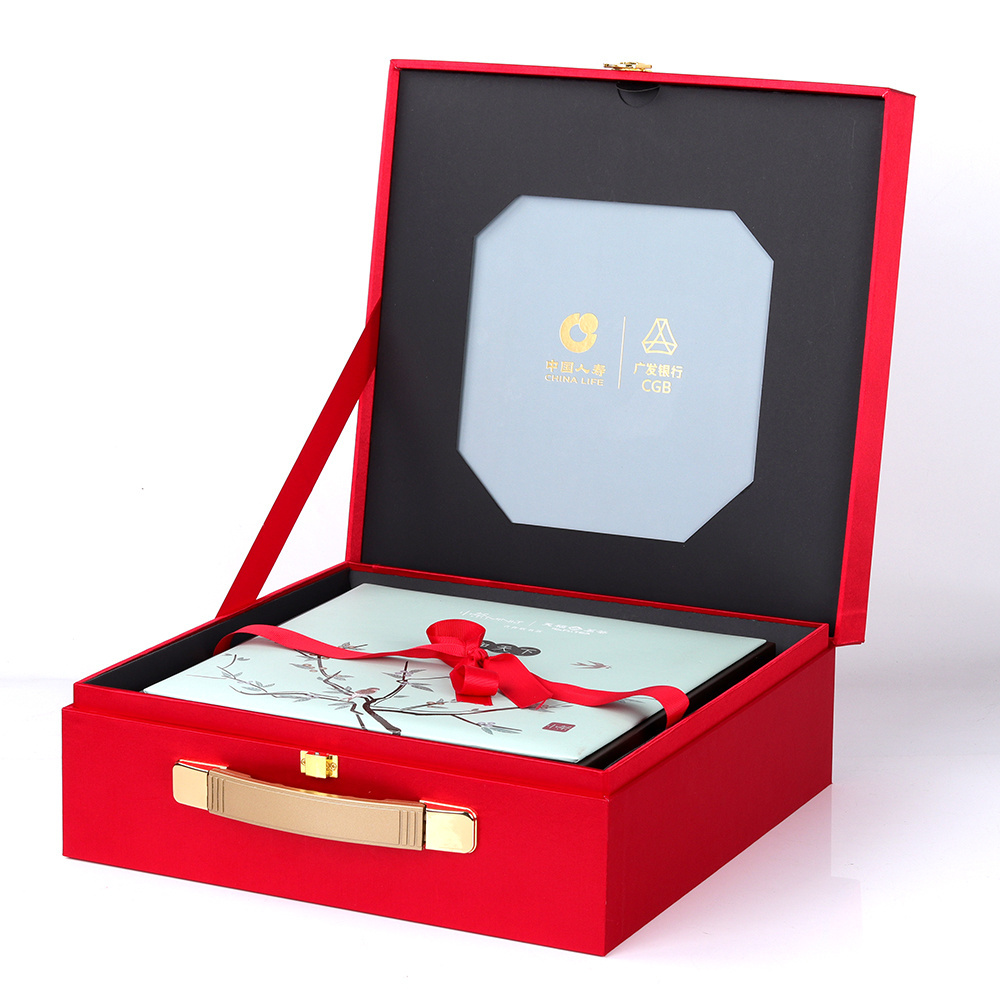 Luxury New style packaging paper cardboard suitcase gift box with metal lock and handle accept customized design