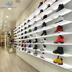 Modern Fashion Shoe Showroom Design Decoration Retail Wall Mount Shoe Display Shelf Lighting Acrylic Sneaker Shelf for Shoe