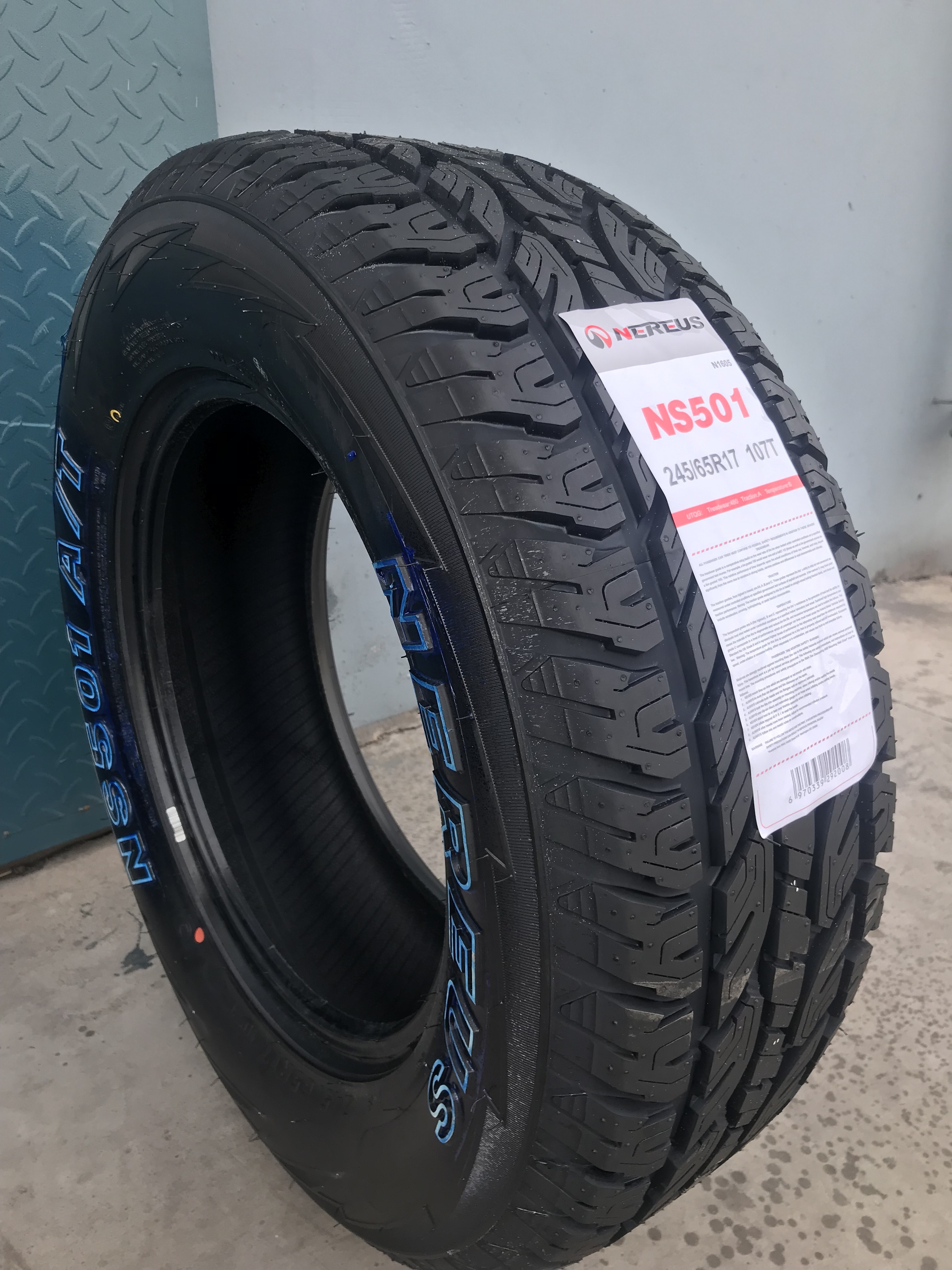 SUV car tyres wholesale factory tyre 245 65 17 265 65 R17 265 70 17 285 70 R17 44 All terrain  AT tires llanta