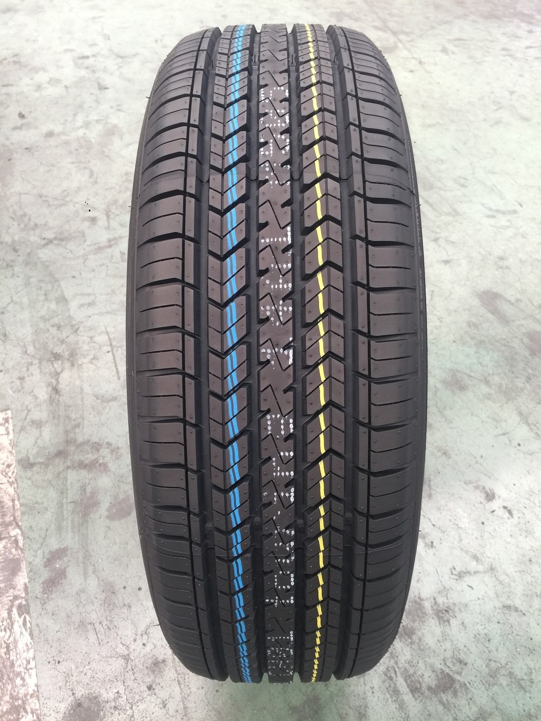 Wholesale CHARMHOO Winter tires 195/65R15 205/55R16 215/55R16 215/40R17 215/45R17 Runflat tyres for winter