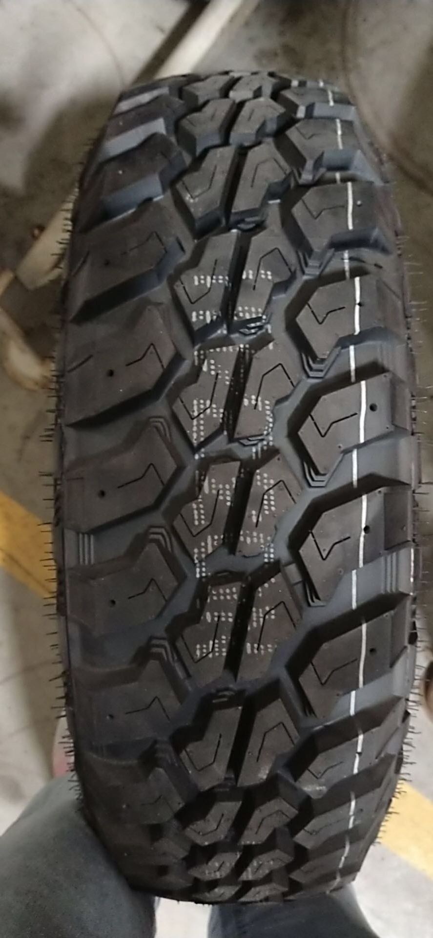 MUD-TERRAIN  off-the-road M/T tyres mud-terrain tires LT235/75R15 LT245/70R16 for pick-ups and SUV