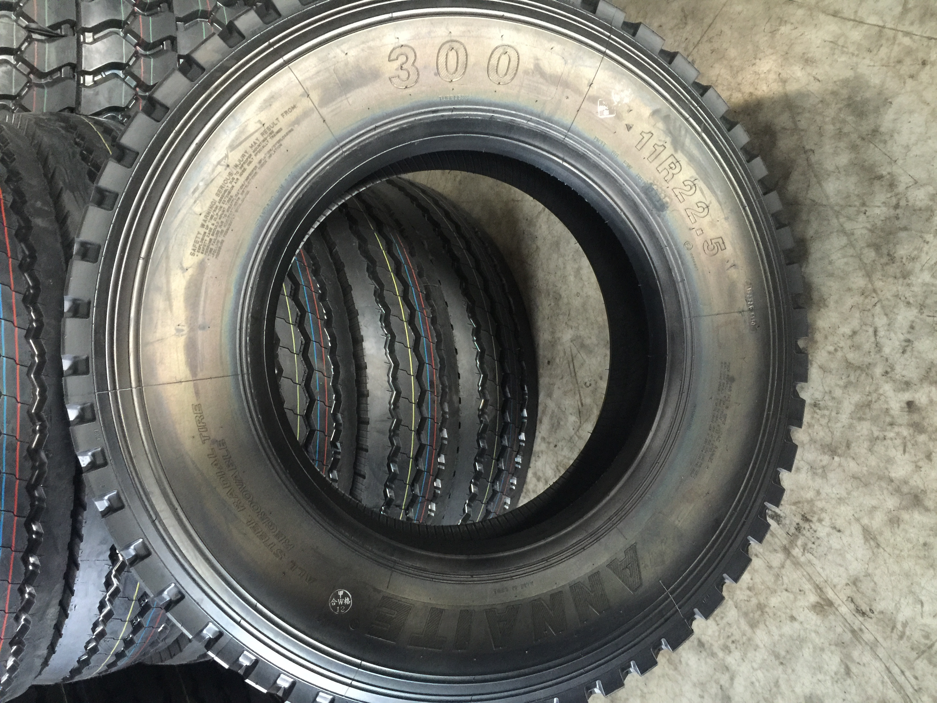 750 R 16 commercial truck tyres