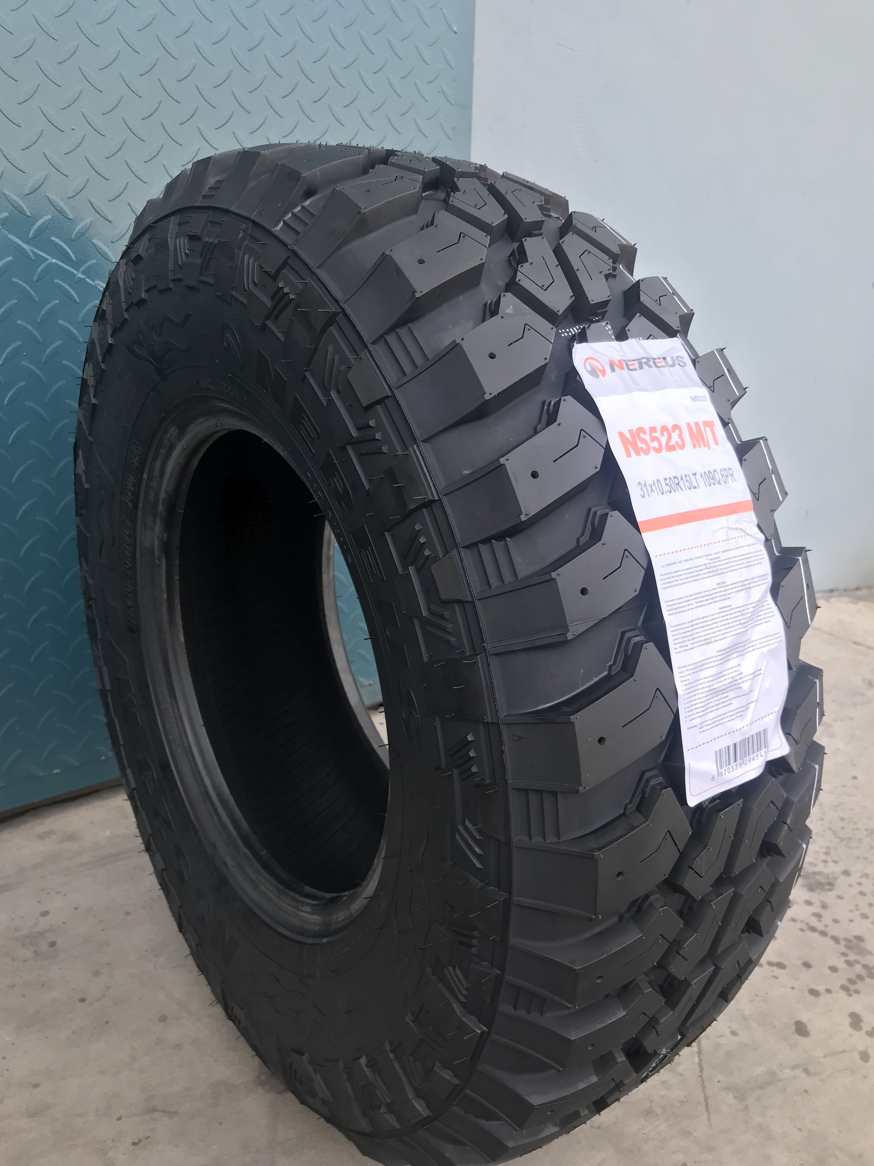 pickup truck tires buy directly from China tyre factory 235 85 R16LT 285 70 R17LT 245 70 R16 MT mud tyres